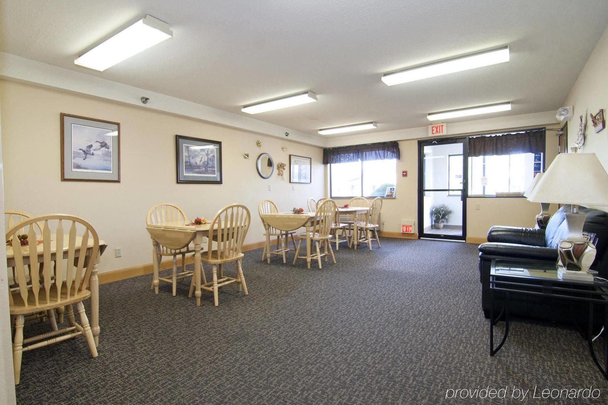 Americas Best Value Inn Zumbrota Restoran gambar